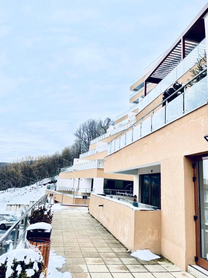 Londof Luxury Apartments - With A Panoramic View Over The City Брашов Екстериор снимка